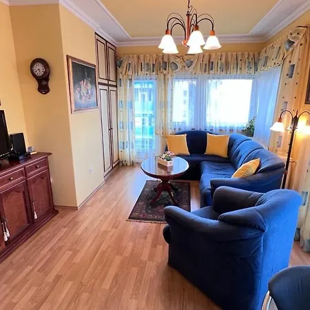 Farkas Apartman * Heviz